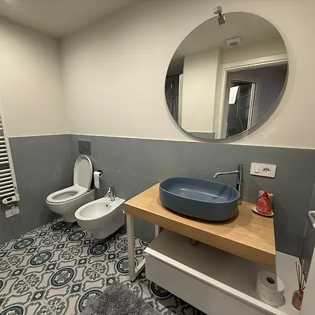 Alassio Central Apartment Tatil Evi *